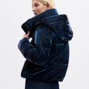 NWT Gap Puffer Coat - Navy S